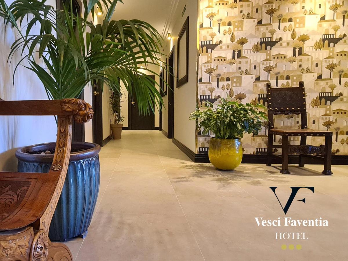 Hotel Vesci Faventia Huétor-Tájar Zewnętrze zdjęcie