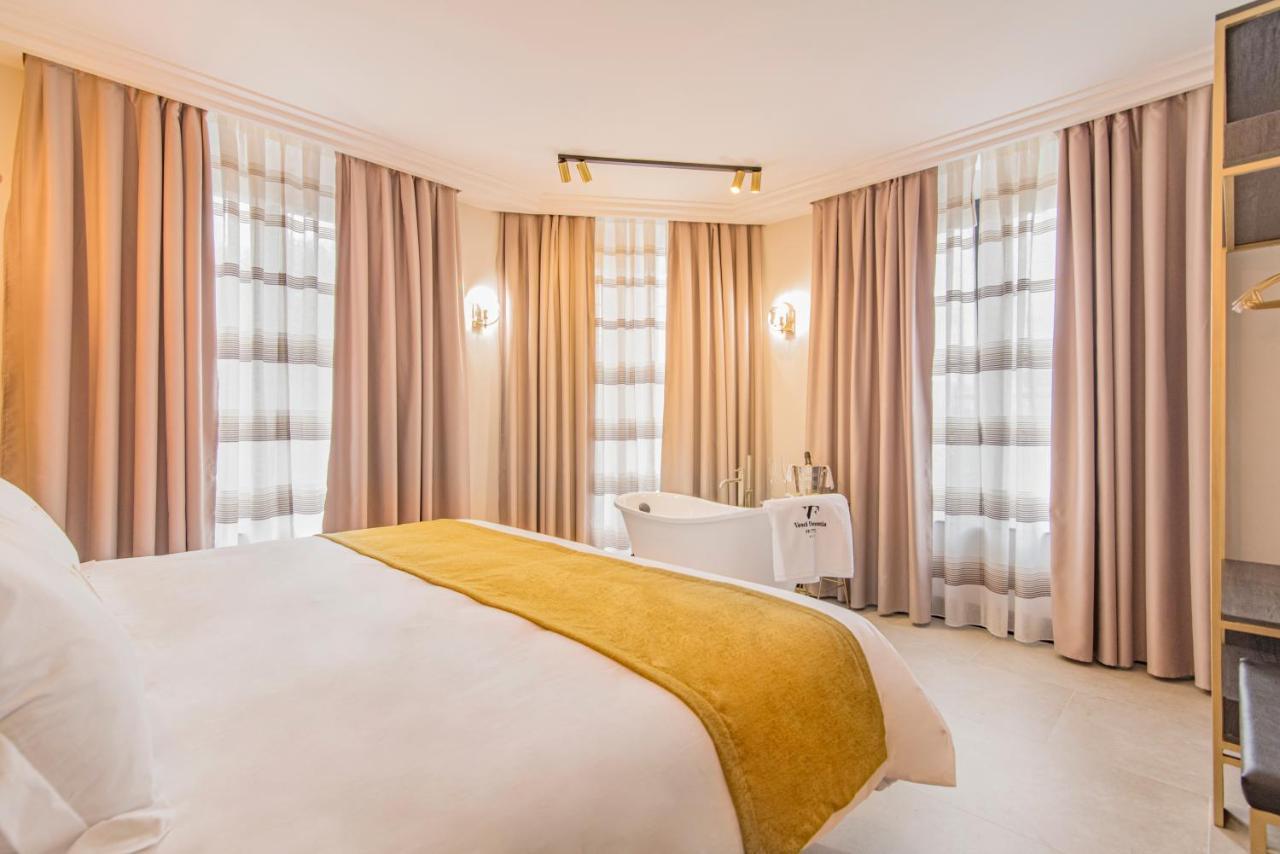 Hotel Vesci Faventia Huétor-Tájar Zewnętrze zdjęcie